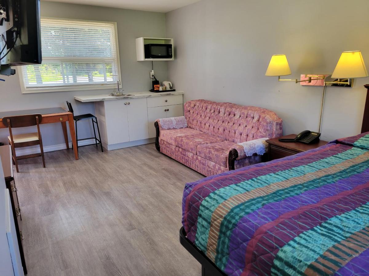 Knights Inn Кобург Екстер'єр фото