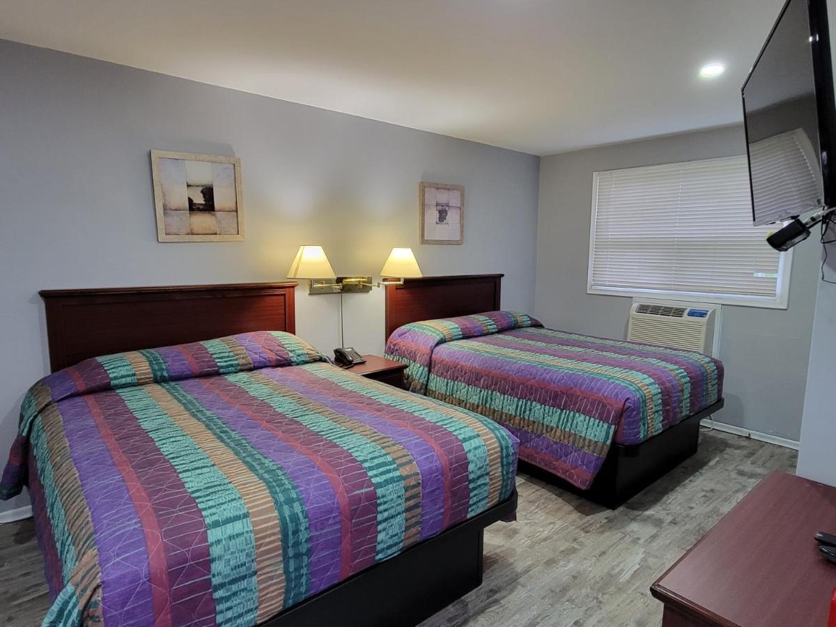 Knights Inn Кобург Екстер'єр фото