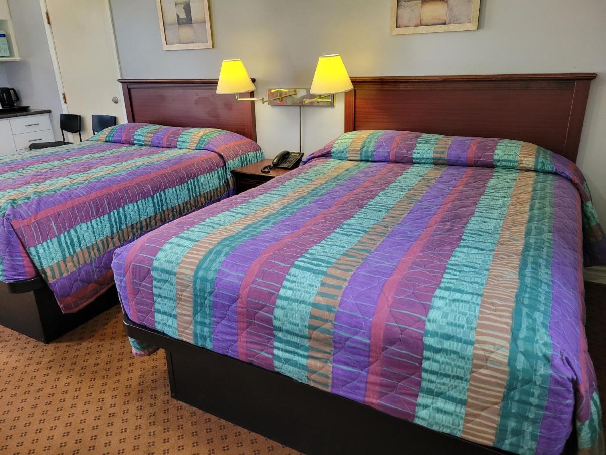 Knights Inn Кобург Екстер'єр фото