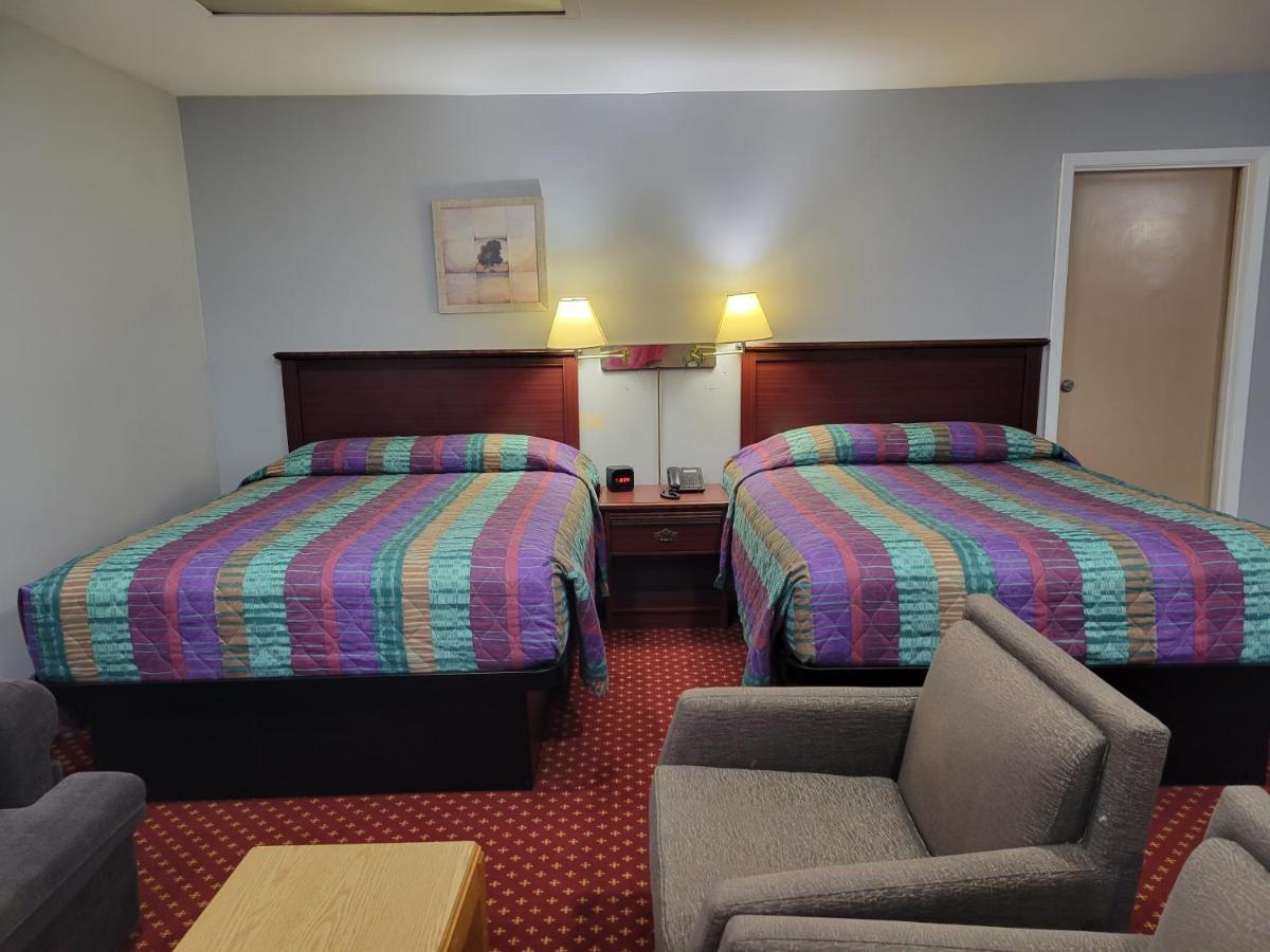 Knights Inn Кобург Екстер'єр фото